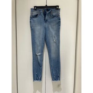 Aeropostale High Waisted Medium Wash Skinny Jeans